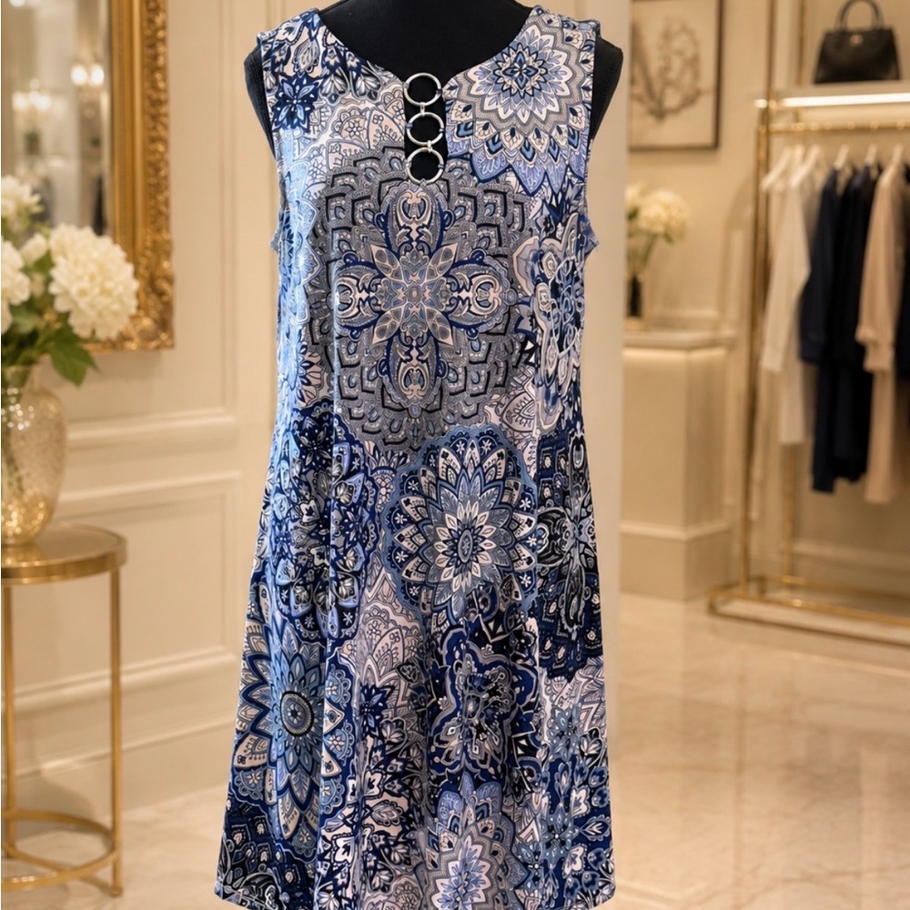 Sleeveless Blue Mandala Print Shift Dress